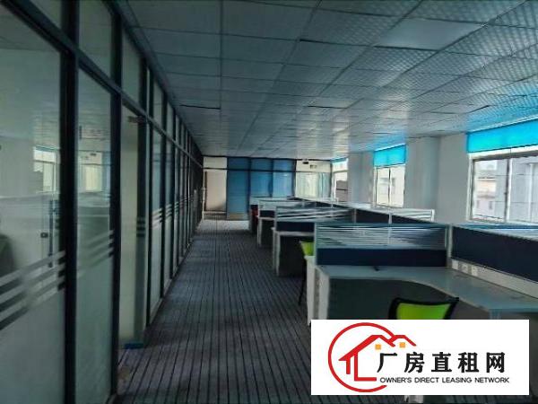 
		龙岗龙西楼上1200平办公室厂房出租大小分租
	