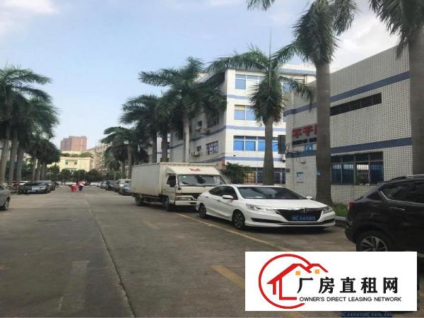
		龙岗南联地铁口楼上红本厂房580平方米出租
	
