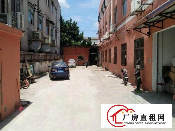 
		龙岗区爱联一楼700平方小型物流仓库招租
	
