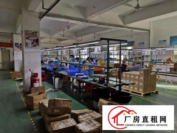 
		龙岗龙西楼上带装修1100平米出租
	