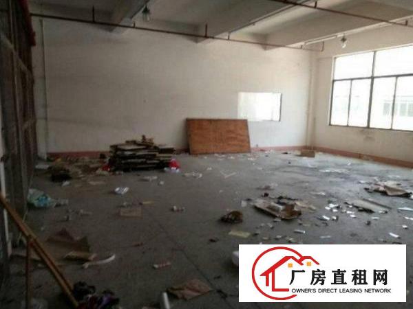 
		出租龙岗区新生二楼850平方现成装修厂房
	