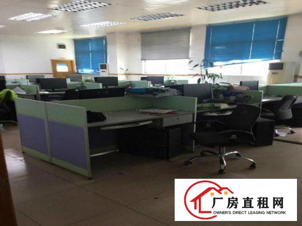 
		龙岗同乐新出二楼带精装修1470平出租无转让费
	