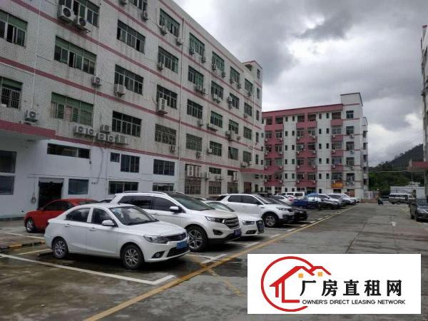 
		布吉有550平米厂房出租可以分做服装电子电商
	