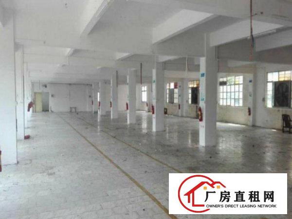 
		龙岗区龙城一楼厂房带卸货平台出租400平米
	