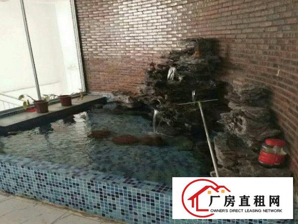 
		龙岗区吓坑三楼900平米(精装修)厂房出租，副科长
	