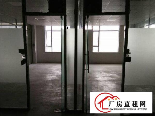 
		出租龙岗区爱联新出独院厂房4800整租或分租
	