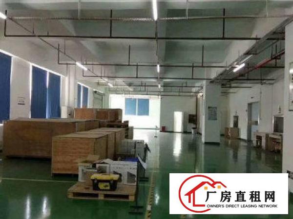 
		坑梓大型工业园红本厂房一楼2楼各2000平出租
	