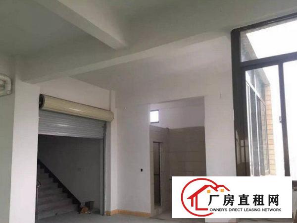 
		龙岗区嶂背新出原房东独院标准三层厂房3300平出租
	