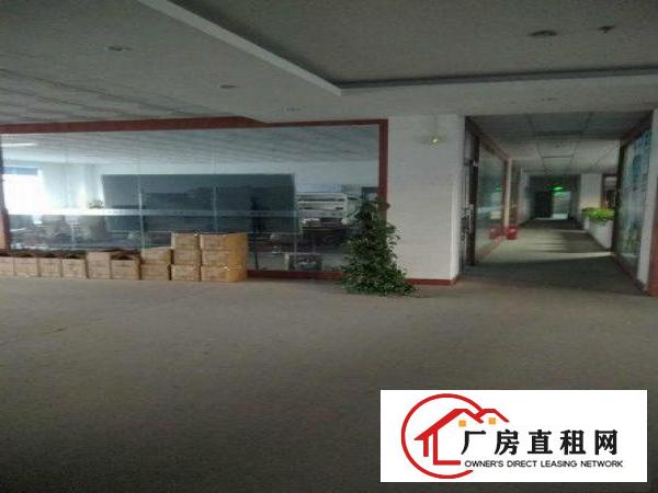 
		五联新出三楼无尘车间3200平米带豪华装修厂房招租
	