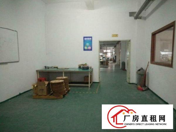 
		龙岗区南联1550平米一楼厂房出租可做模具
	
