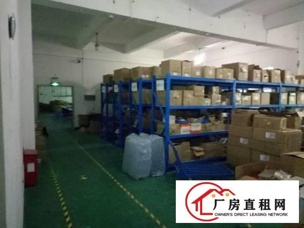 
		工业区独院楼上整层1200平精装修可分租
	