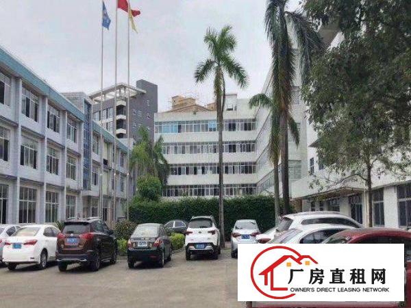 
		龙岗工业园楼上1680平带现装修可分租
	