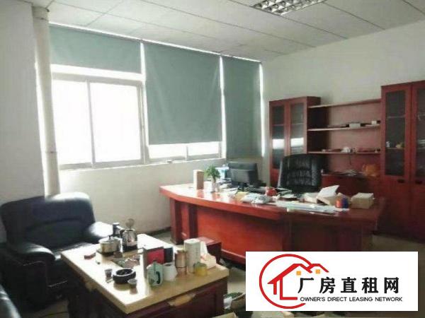 
		原房东出租嶂背工业区1楼668平厂房出租，带精装修
	