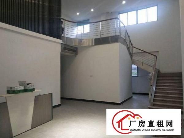 
		龙岗独门独院花园式单一层厂房6350方600平起分租
	