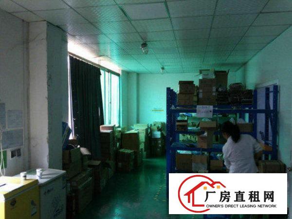 
		龙岗区嶂背一楼800平米带装修厂房出租
	