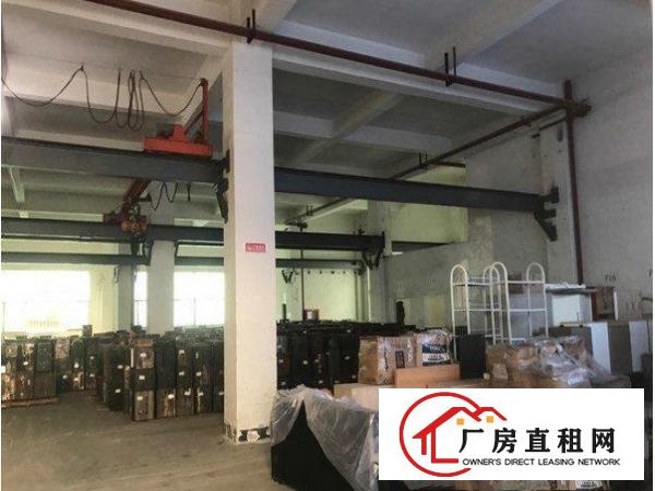 
		龙岗区龙西一楼700平米厂房出租
	