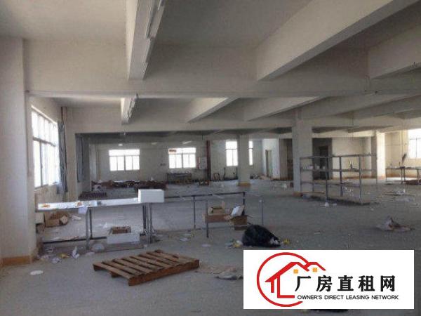 
		龙岗区五联楼上800平方米标准厂房出租
	