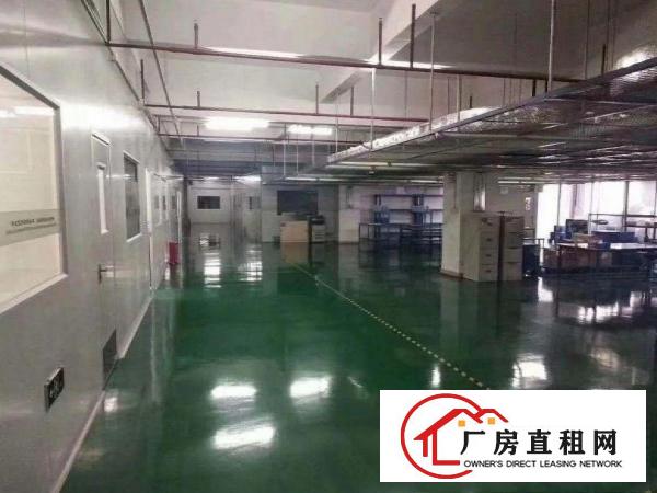 
		龙岗新出楼上2400平厂房可分租
	