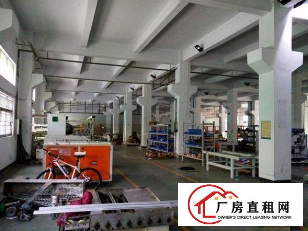 
		出租龙岗区盛平一楼1200平方整层厂房
	