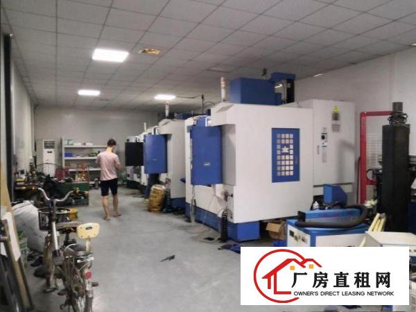 
		龙岗区龙城工业区1楼250平带装修水电出租
	