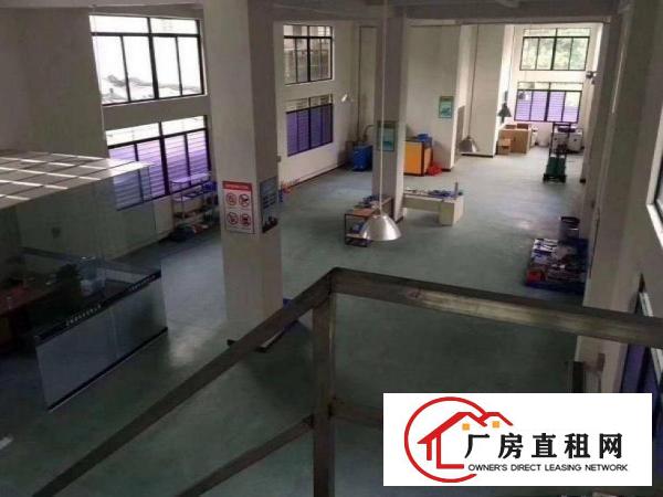 
		出租龙岗区龙西厂房一楼1000平方无需转让费现成办公室精装修
	
