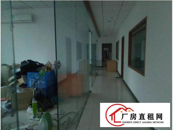 
		龙岗区同乐新出一楼800平厂房招租
	