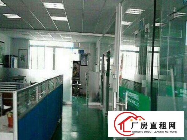 
		龙岗区南联现有标准一楼厂房600平方出租
	