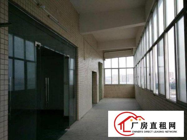 
		龙岗区嶂背新空出一楼400平方厂房出租精装修带地坪漆
	