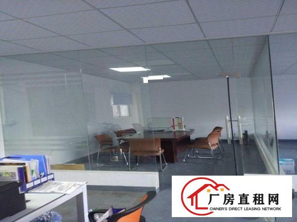 
		出租龙岗区平湖街道厂房办公室及车间
	