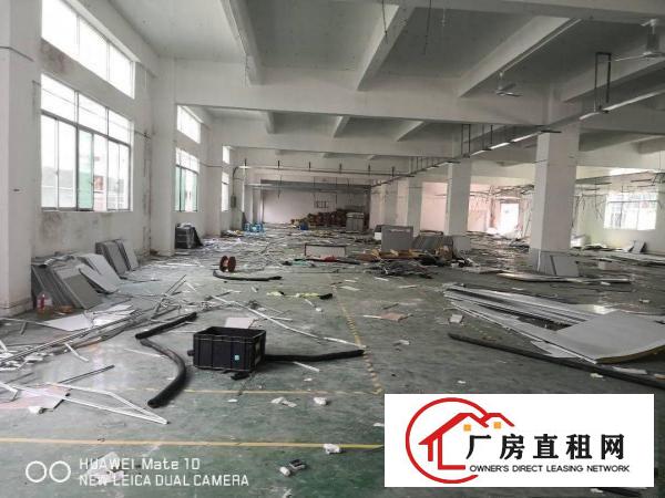 
		龙岗宝龙一楼二楼厂房3600平可办环评租赁合同可分
	