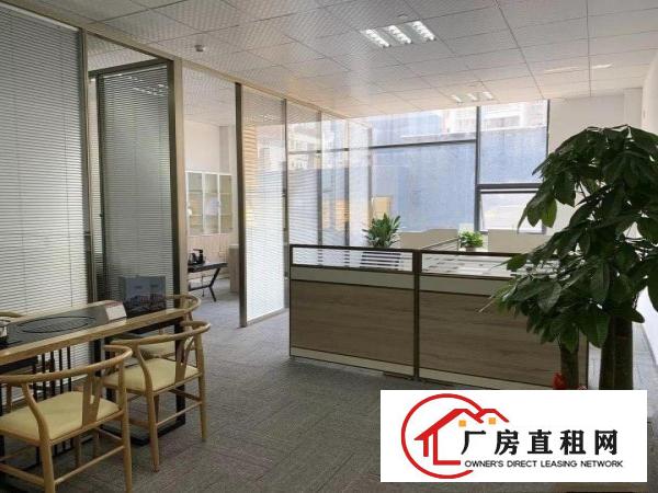 
		龙岗爱联地铁口新出翻新厂房20000平小80平电商仓库
	