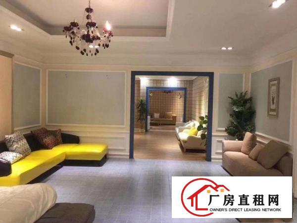 
		带电梯龙岗楼上豪华精装修厂房1200平价格美丽
	