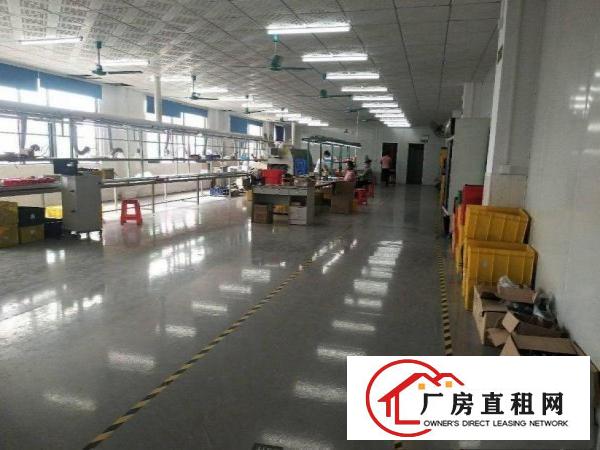 
		出租龙岗区中心城新出原房东标准厂房楼上550平方现装修
	