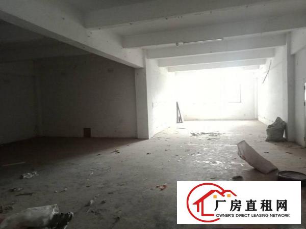 
		龙岗同乐楼上标准厂房1350平出租大小分租
	