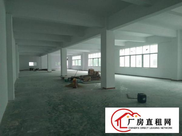 
		龙岗小面积厂房出租600平1300平2600平可分租有装修
	