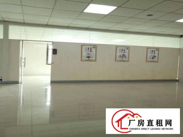 
		龙岗南联地铁口原房东420平精装办公室出租
	