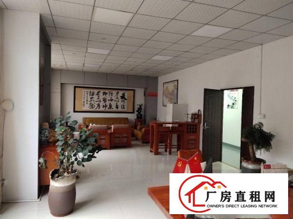 
		龙岗南联楼上豪华装修展厅厂房1200平大小分租价格美丽
	