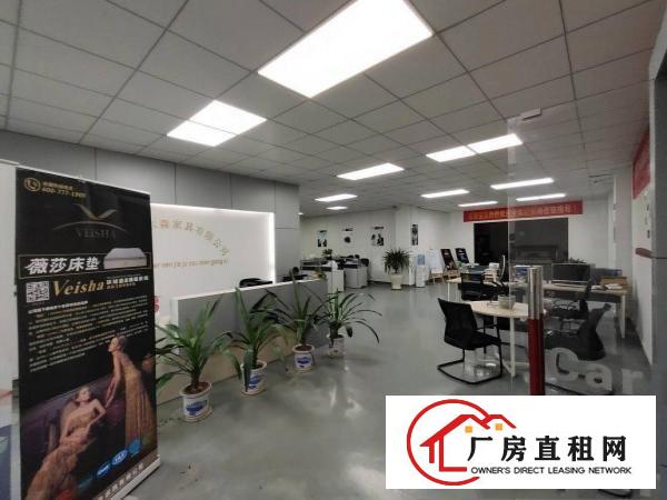 
		龙岗南联楼上豪华装修展厅厂房1200平大小分租价格美丽
	