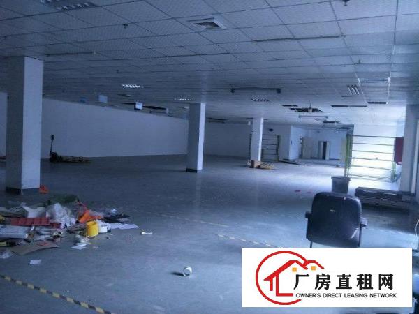 
		龙岗龙西新出精装修水电齐全厂房850平出租，3吨电梯
	