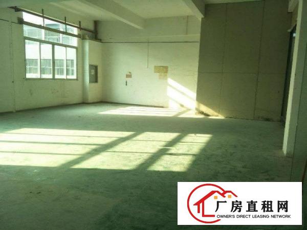 
		龙岗新出原房东厂房精装1400平出租80平起分租
	