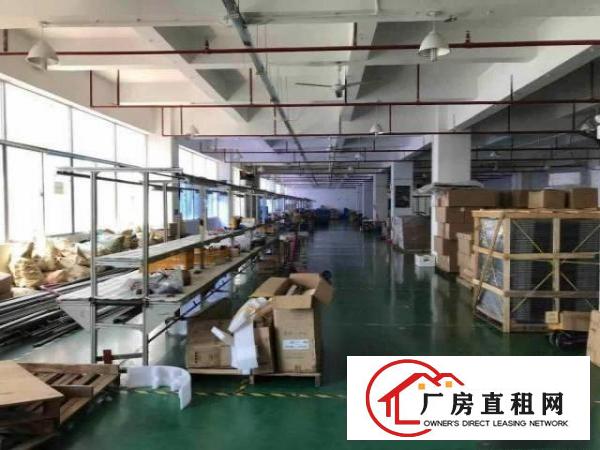 
		龙岗楼上1200平米现成办公室地坪漆精装修，价格优惠。
	