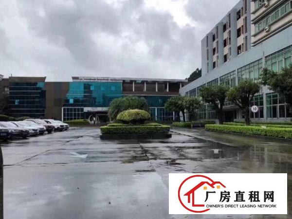 
		布吉南湾新出电商园5000平米大小面积分租带装修
	