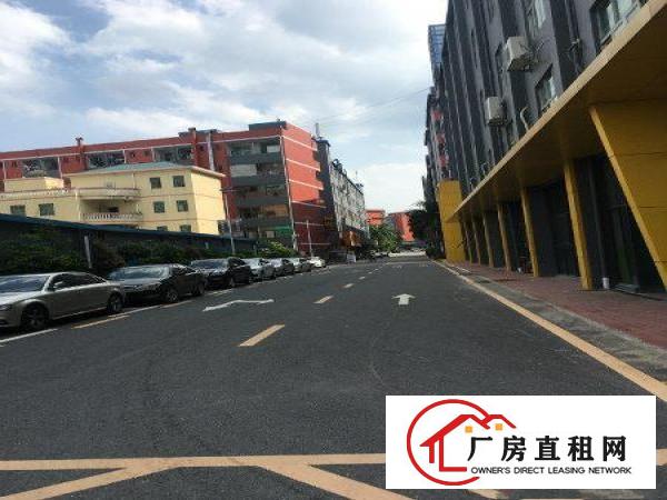 
		龙岗南联地铁口精装250平厂房仓库出租22元一平起有电梯
	