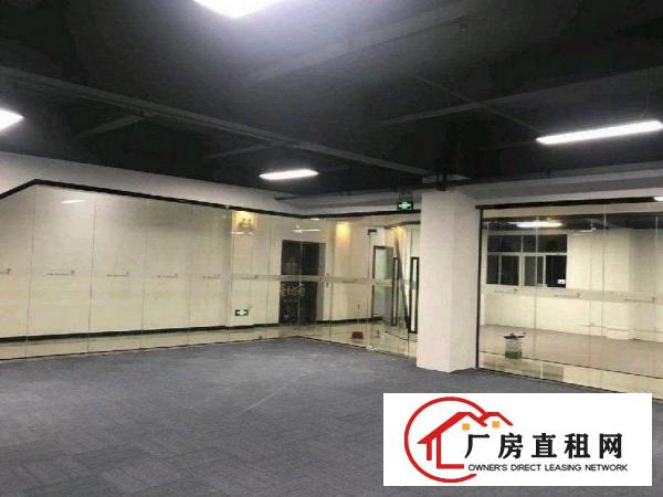 
		横岗2000平独门独院厂房可分租
	