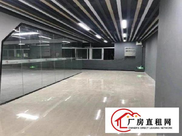 
		横岗2000平独门独院厂房可分租
	