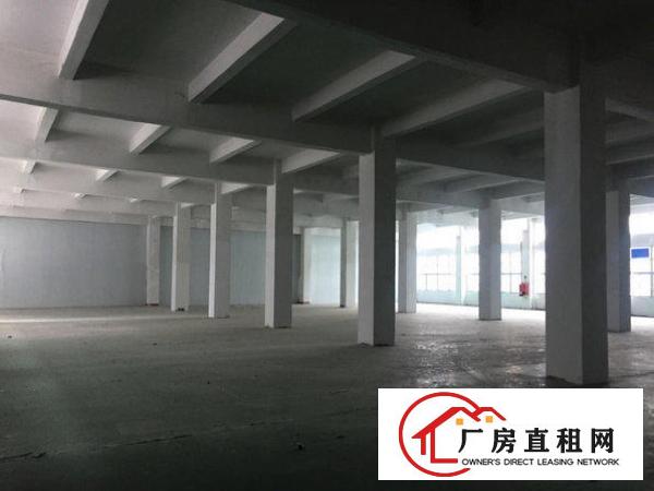 
		龙岗区188工业园一楼标准厂房700平米出租
	