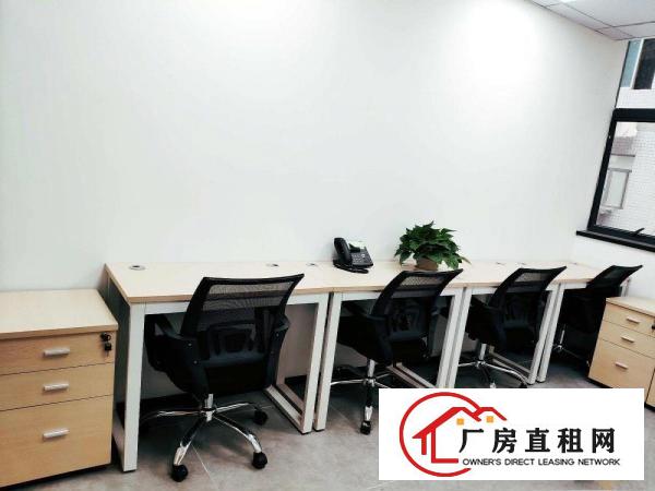 
		880龙岗地铁口小型办公室公寓出租，可注册红本，设备齐全
	