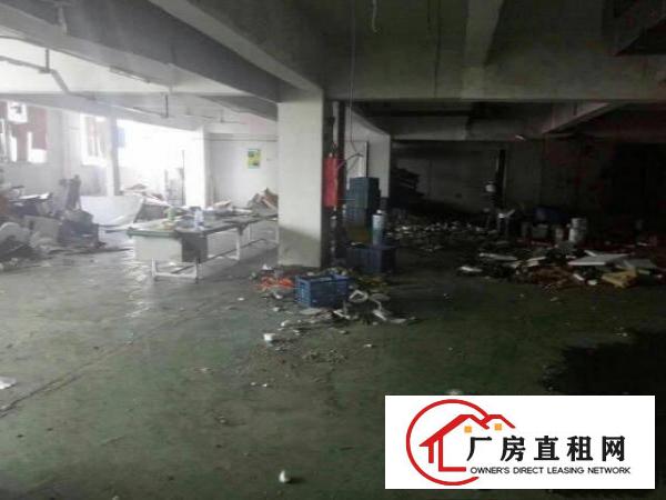 
		出租龙岗区横岗楼上厂房750平方带装修
	