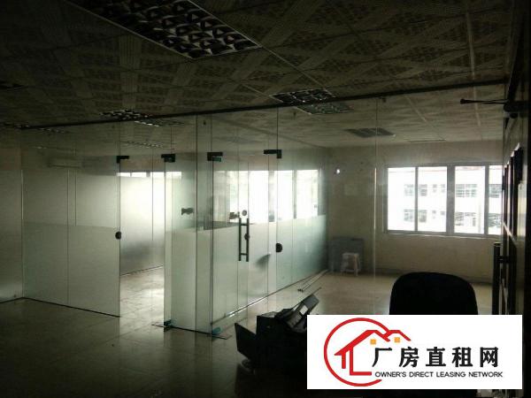 
		横岗周边厂房写字楼1300㎡即租即用现成水电
	