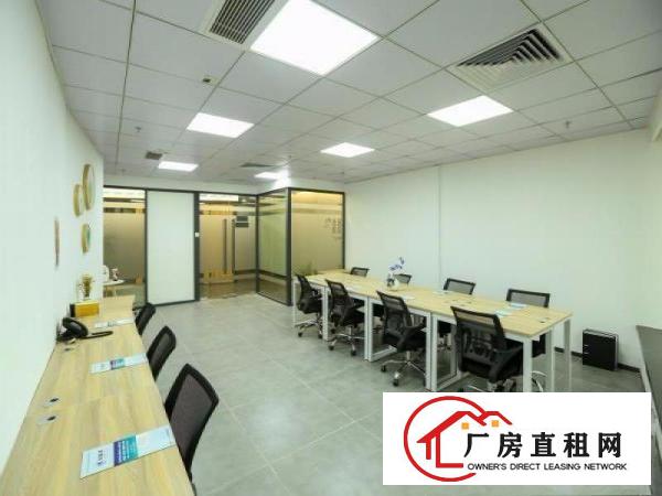 
		不一般，60平办公室精装《横岗站》带家私0杂费关键送本
	